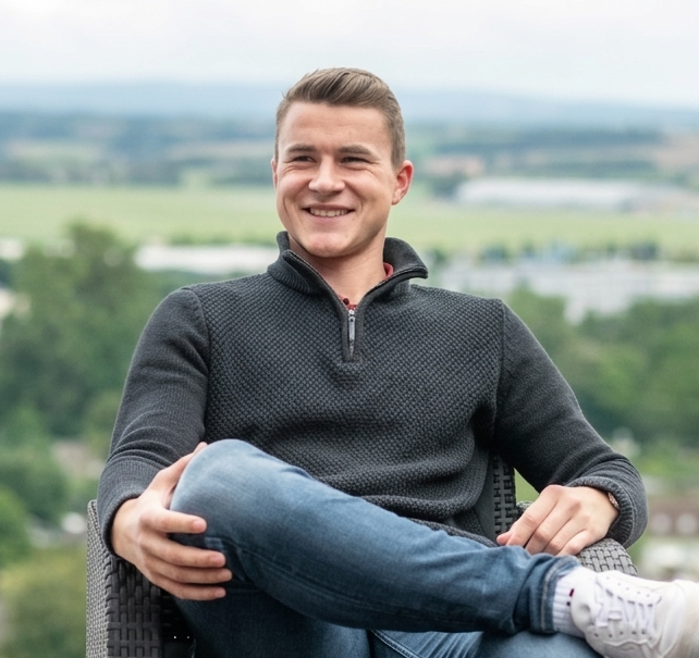 Carl Wiesemann, Gründer Cawi-Media